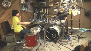 Max and Josh drum Cheepnis'