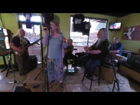 JUNE RUSHING BAND - 'By The End Of The Day' - Live@Cecil's Dirty Apron