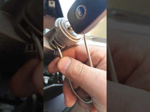 How to remove an ignition switch  from a fiat grande punto the easy way ignition barrel