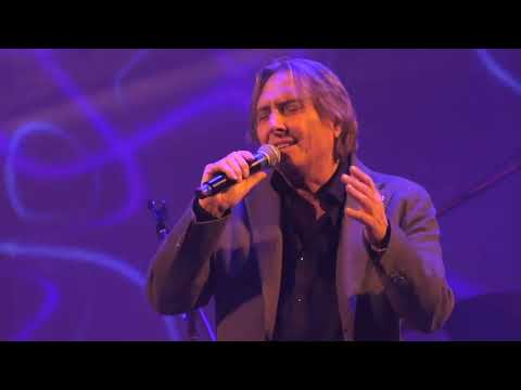 Sciallo -Astrigneme (live in concert)