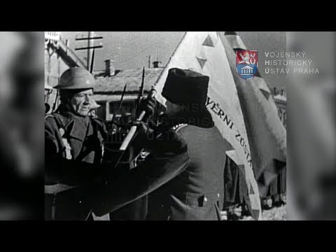 Československá vojenská jednotka v SSSR před odjezdem na frontu (1943)