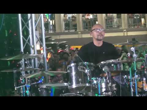 YOYO PADI REBORN Drum Cam - Sang Penghibur | PADI REBORN Live Sarinah 28-6-2024