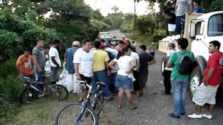 preview picture of video 'Ayuda a comunidad El Salamar y El Chingo'