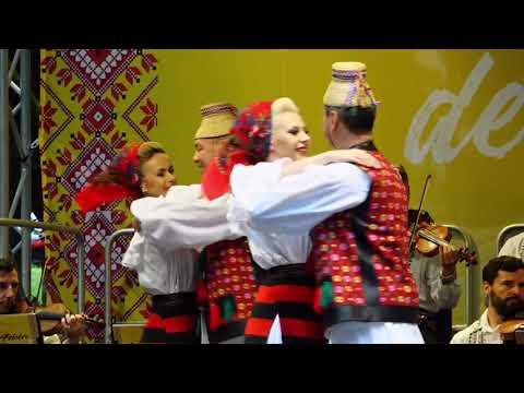 ANSAMBLUL FOLCLORIC PROFESIONIST "CINDRELUL" JUNII SIBIULUI - DANS DIN MARAMUREȘ