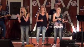 Laurie and Gina Ivy sing Rocky Top July 2, 2016 at The Gladewater Opry