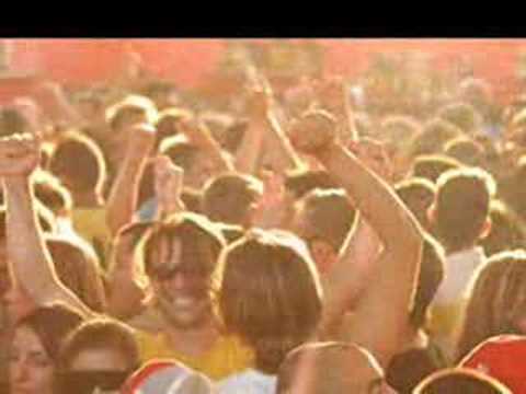 Marc MacRowland & Robbie Taylor - Praia