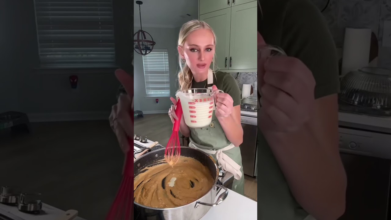 My famous Mac and Cheese! @Tiniyounger #shorts #food #foodie #viral  #shortvideo #short #subscribe