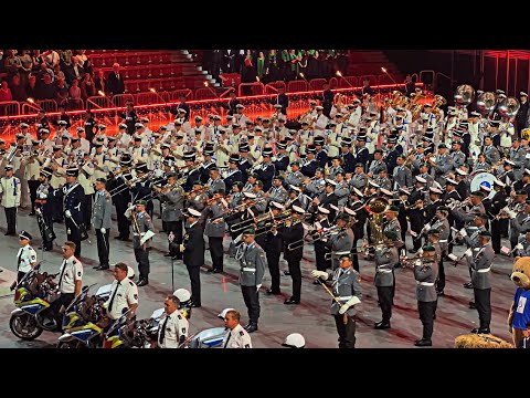 Nationalhymne der Bundesrepublik Deutschland - Vereinte Musikkorps der Bundeswehr - Musikfest 2023