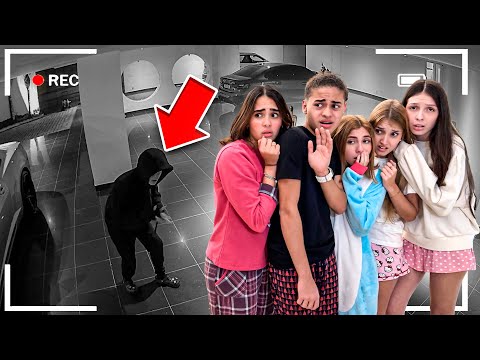 SOMEONE BROKE INTO THE MANSION IN THE MIDDLE OF THE NIGHT 😱😱😱