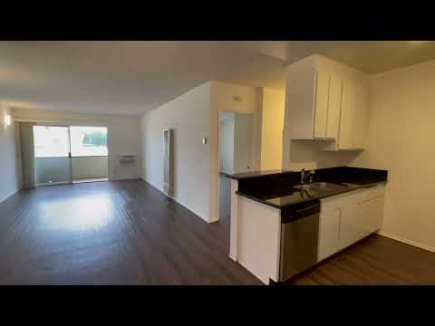 PL10149 - Beautifully Remodeled Large & Bright Toluca Lake 1 Bed Apartment For Rent!