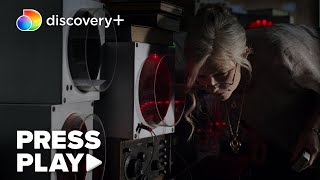 Mingling With a Monster | The Haunted Museum | discovery+