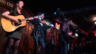 Sarah Jarosz with Jerry Douglas - Run Away