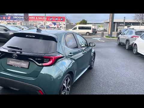 Toyota Yaris 1.5 Hybrid Luna Sport 5dr - Image 2