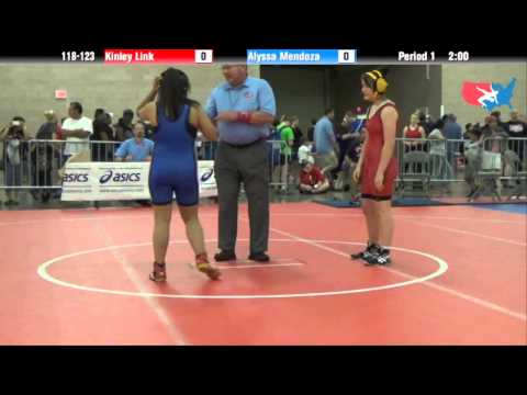 Schoolgirls 118-123 - Kinley Link vs. Alyssa Mendoza