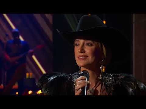 Jelly Roll & Lainey Wilson Perform “Save Me”| Live at the 2024 iHeartRadio Music Awards