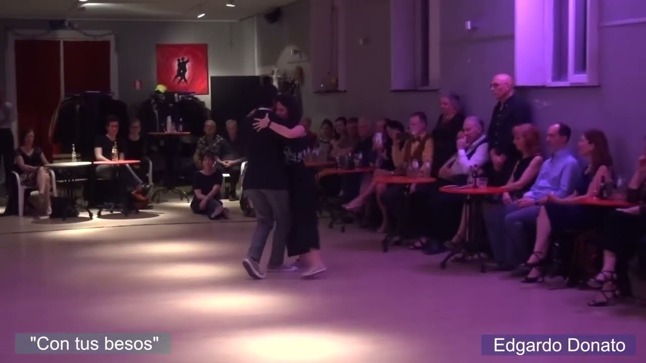 Video thumbnail for Celine Gordiano & Alexis Quezada: demo 2/4 (tangowals) @ Barrio de Tango, Brugge