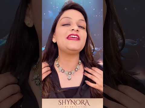 Noir Peacock Purple Pearl Necklace Set