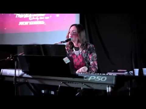 Chantal Prestigiacomo // Riderò