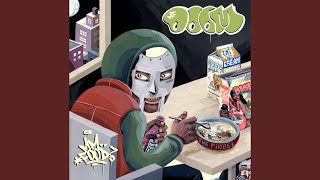 Kadr z teledysku Rapp Snitch Knishes tekst piosenki MF DOOM