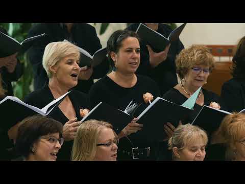 Vox Musica Kamarakórus - Jerry Estes: Adoramus Te - Gloria in Excelsis Deo