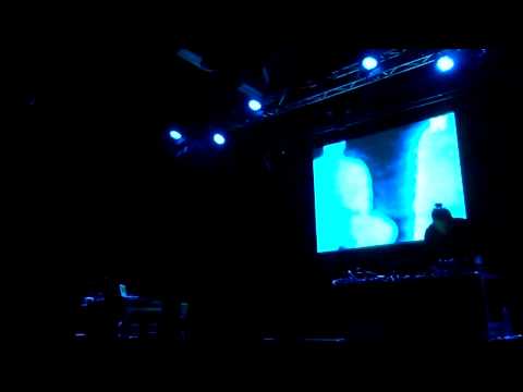 V-H-S - WIRACKI - we walking - Like A Digital Pillow@Heliosphere 2011