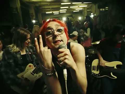 mc apšaude - interneta meitene (official music video)