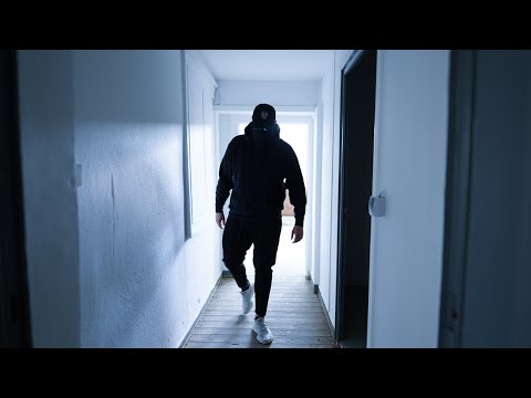 Raportagen - Exit (Official Video)