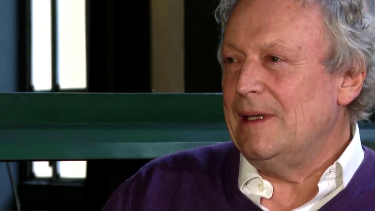 trailer TRA IL CANE E IL LUPO