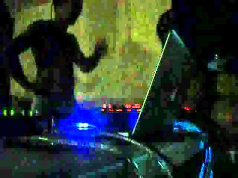 MOMENTAZO DE LA ULTIMA NOCHE EN LA JHMC