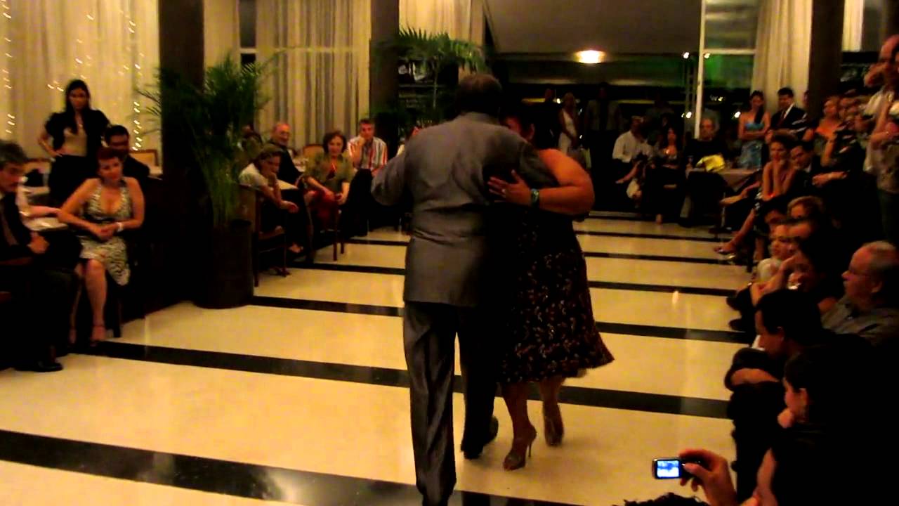 Marita  Díspari  y  Jorge  Díspari   / ( 2 )  04-07-11