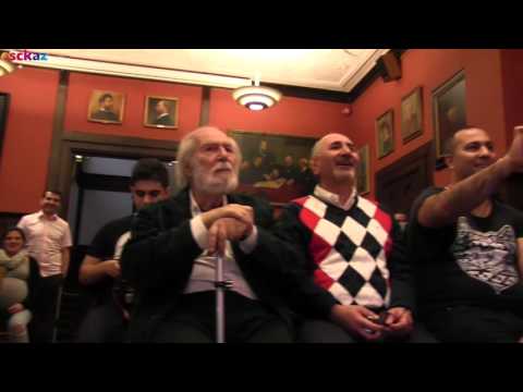 ESCKAZ in Stockholm: Armenian backing vocalists perform Yeraz Im Yerkir