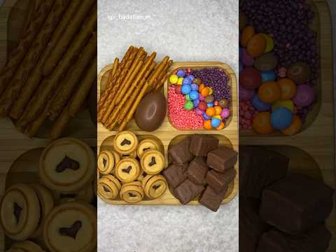 Any Snickers lovers?🙈 Filling platter asmr