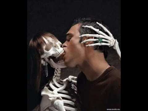 Interpretabil-Dragoste macabra