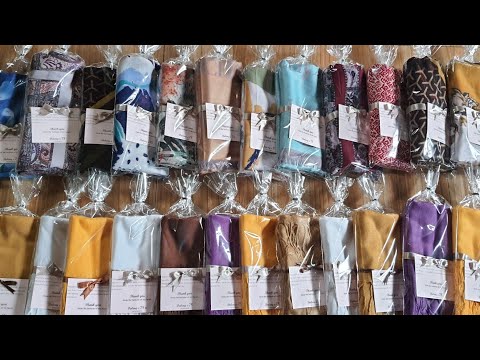 Shawl Scarf Souvenir (how to fold shawl, packing for...