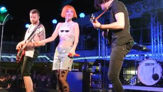 PARAHOY!: Paramore - Interlude: Holiday Live 3/9/14