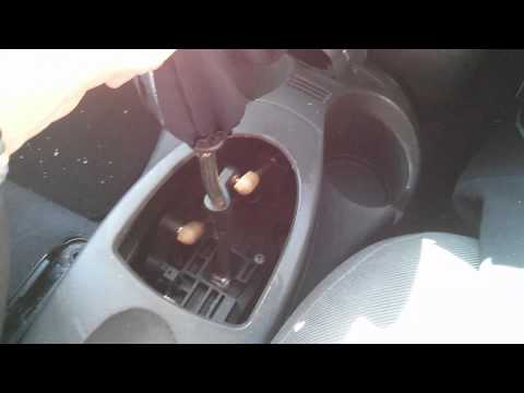 Ford focus shifter arm problem,  Year 2000 , manual 5 gear, how to check and solve this problem.