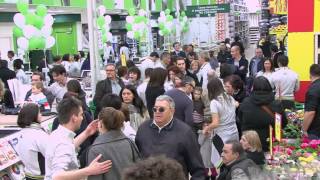 preview picture of video 'Inaugurazione Leroy Merlin - Moncalieri  --  Festeggiamenti e buffet'