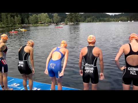 ITU triathlon kitzbuhel 2012 - Start Elite Women