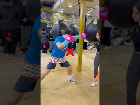 Cerrar el codo al tirar el jab 👌 #tips #boxeo #boxing #boxingtraining #boxingday #boxinglife