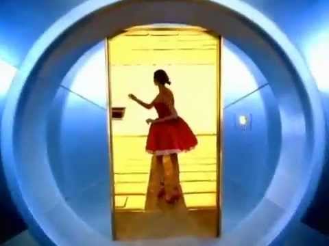 CHANEL N°5   Le Loup with Estella Warren 1998