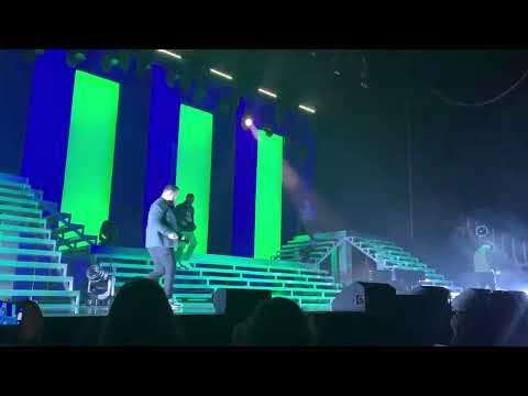 Blue Bubblin’ London O2 Arena 13.12.2022