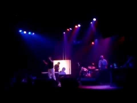 Rafael Lechowski & Glaç Jazz band  / Despertando al monstruo (live Apolo 2009)