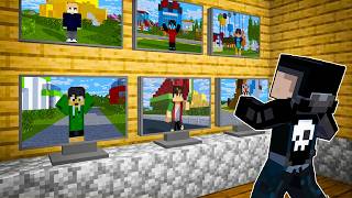 Download lagu Using CCTV Camera to SPY on my Friends in Minecraft! mp3