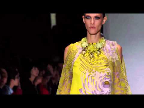 download lagu mp3 mp4 Gucci Spring Summer 2013 Collection, download lagu Gucci Spring Summer 2013 Collection gratis, unduh video klip Gucci Spring Summer 2013 Collection