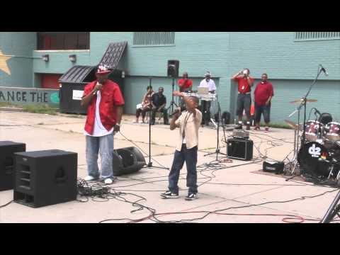 Push Buttinz - Performing Live With 10 yr Old Prodigy - Ib Mattic