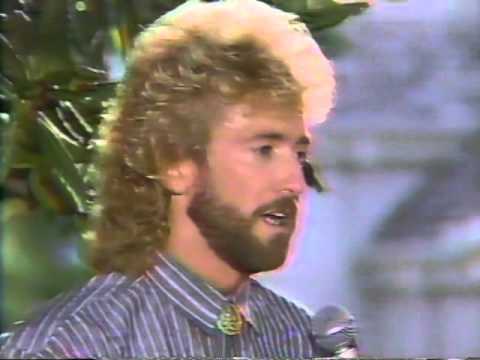 Keith Whitley live at the Opry.