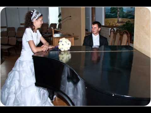 dorin cazacu-la altarul sfant. nunta ''ionut si camelia'' 24 iulie 2011 prelipca.wmv