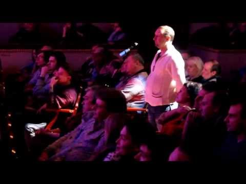 Курск: английский рокер рассказал зрителям, как победить наркозависимость