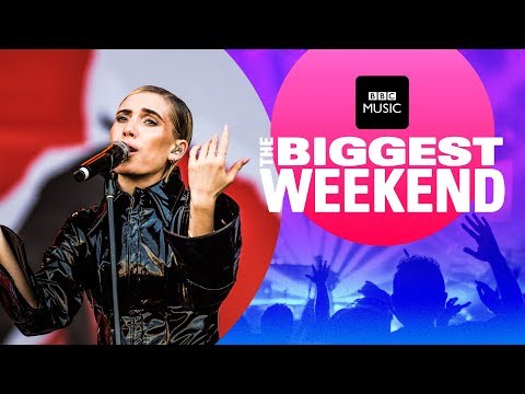 Lykke Li: The Enigmatic Songstress | Cosmetologist.org