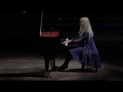Schumann Symphonic Etudes Op. 13 & Op.Posth. Valentina Lisitsa